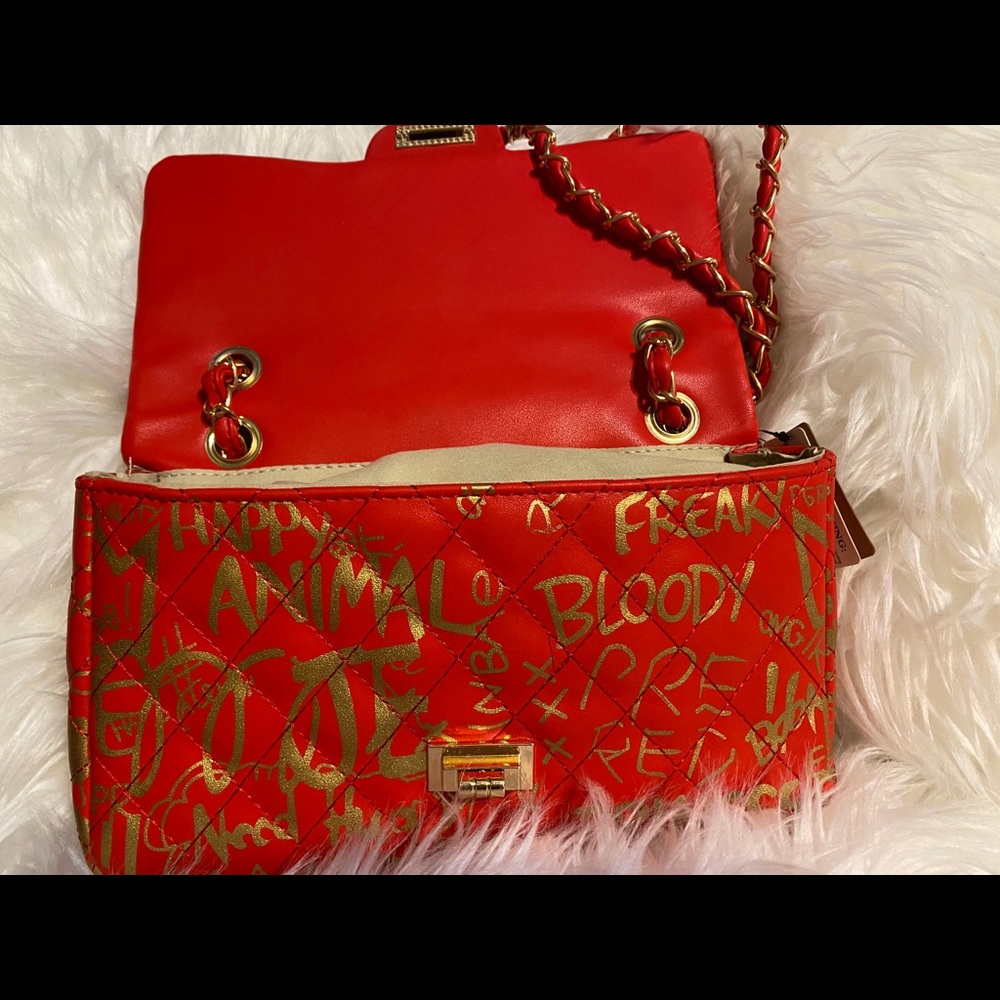 Purses - Picture 3 of 3